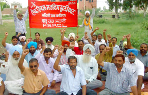 POWER EMPLOYEES PROTEST