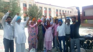 Unemployed Linemen protesting in Ferozepur